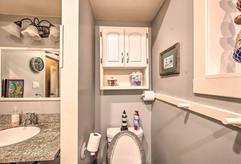 Walk To Wash Park: Spacious Denver Home Base