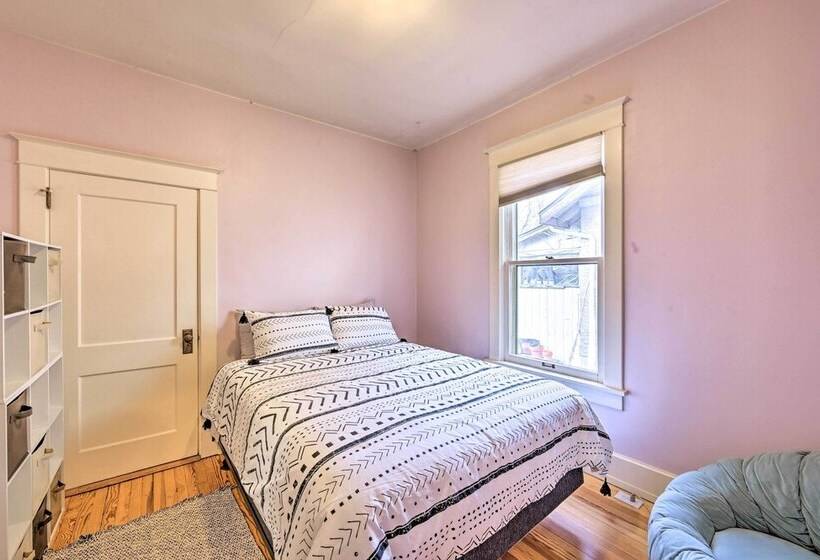 Walk To Wash Park: Spacious Denver Home Base