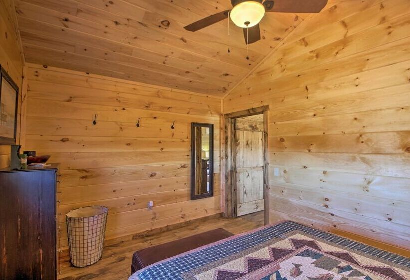 Valley View Cabin  Near Branson & Table Rock Lake