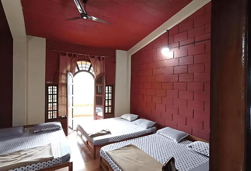 酒店 Sri Durgamba Residency