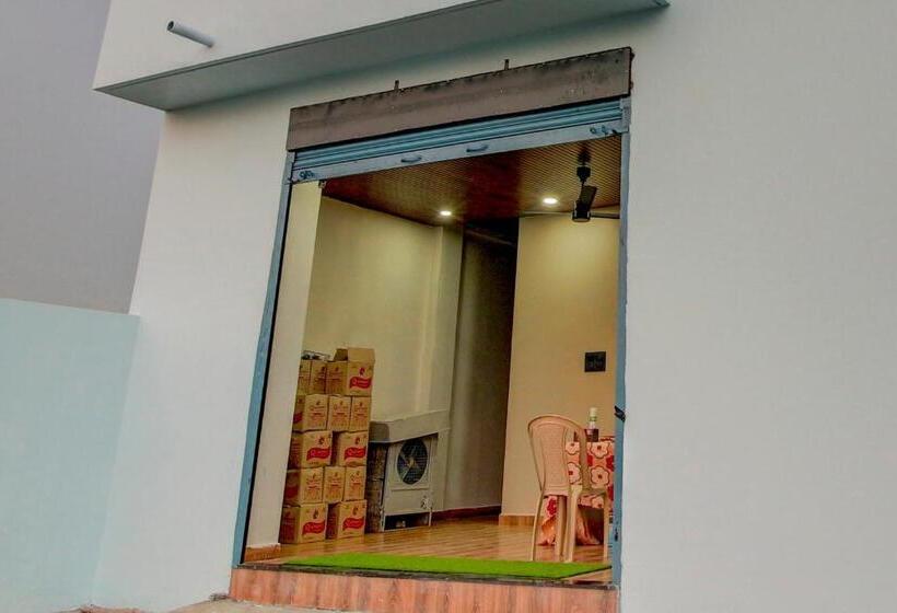 فندق O Roman Inn