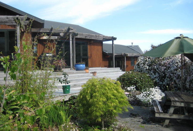 تختخواب و صبحانه Leithview B And B