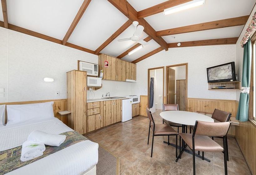 فندق Benalla Tourist Park