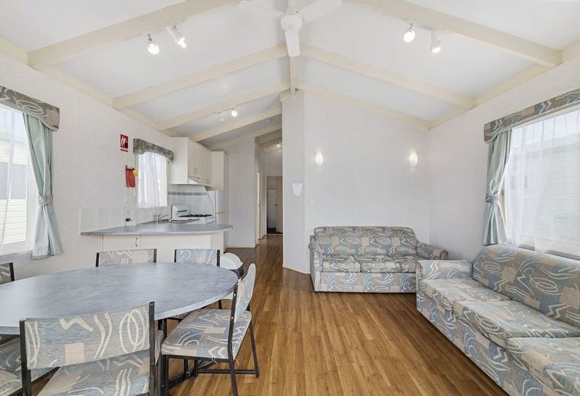 فندق Benalla Tourist Park