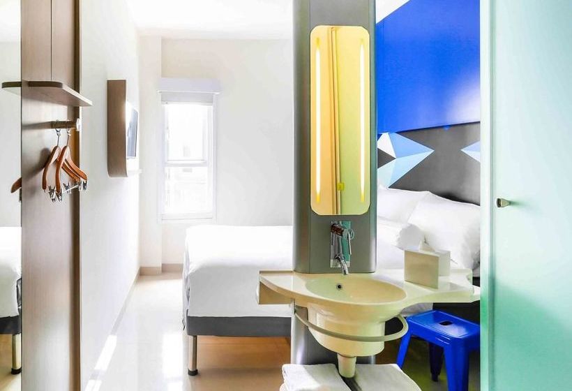 ホテル Ibis Budget Jakarta Tanah Abang