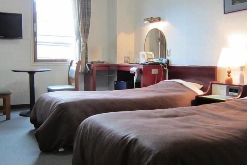 בית מלון כפרי Select Inn Yonezawa