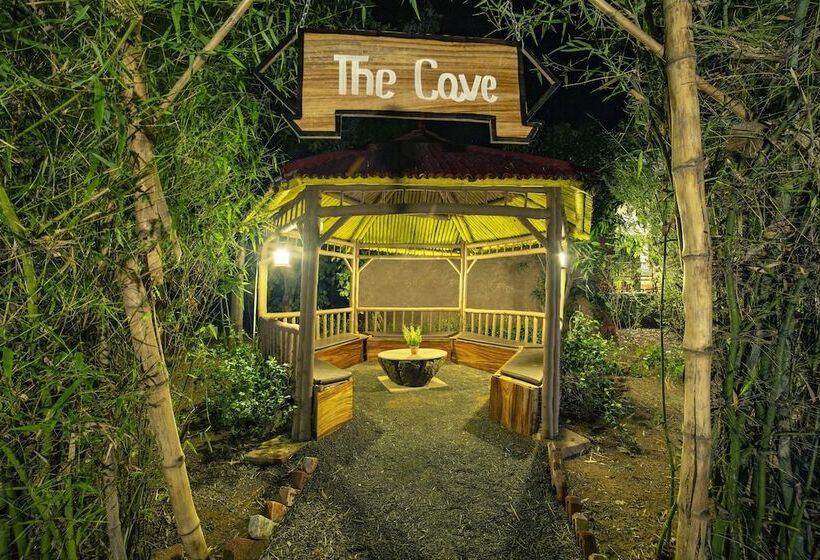 Lemon Tree Wildlife Resort, Bandhavgarh