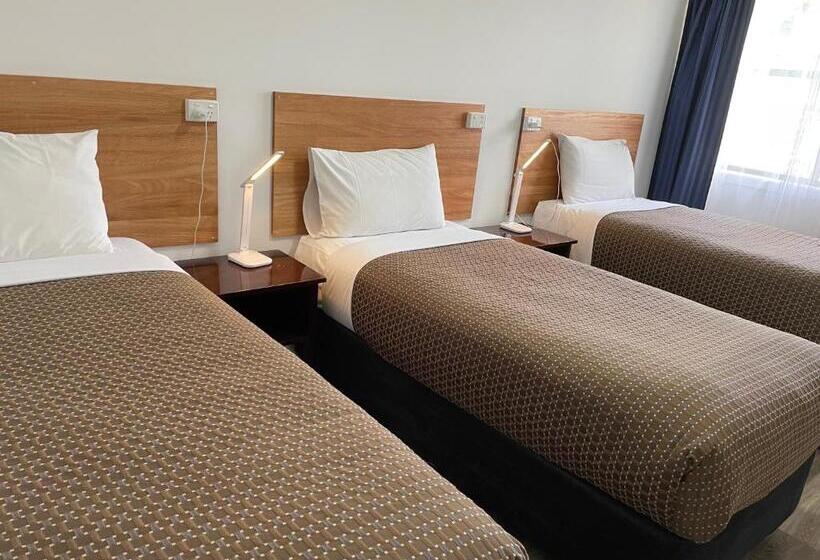 מוטל Highway Motor Inn Taree