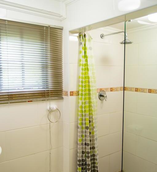 پانسیون Amanzi Guest House