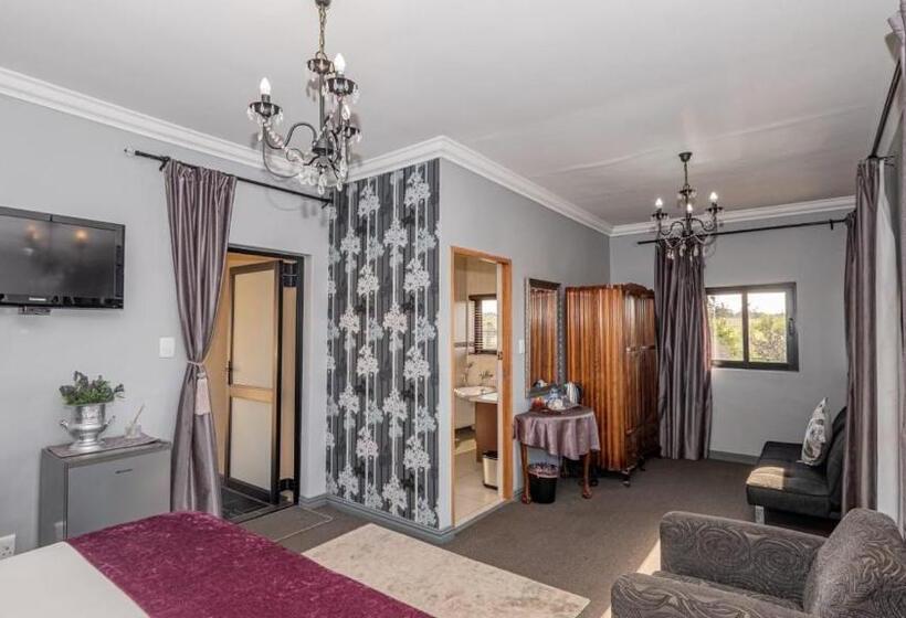 פנסיון Stone Olive