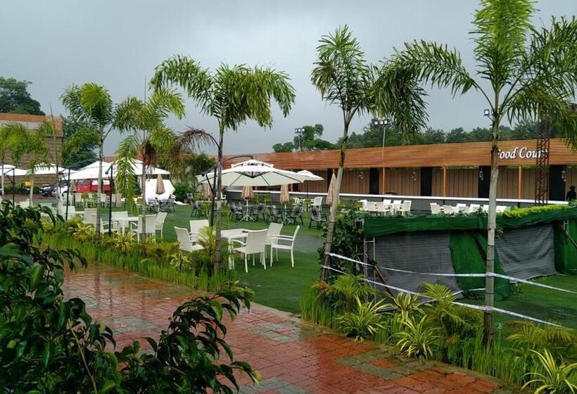 Focus Club And Resort