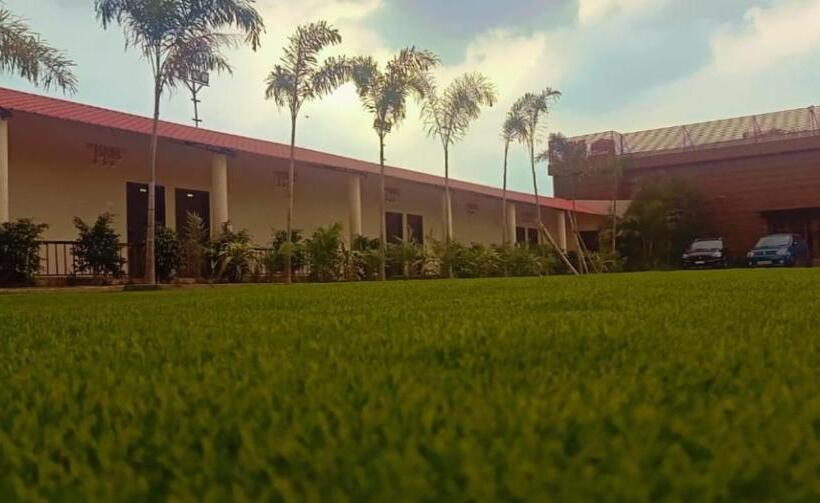 Focus Club And Resort