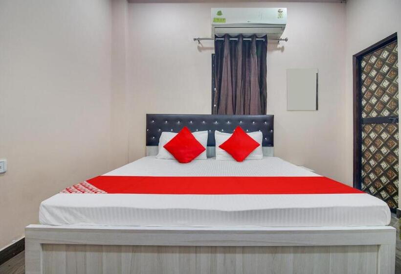 فندق Goyal Inn