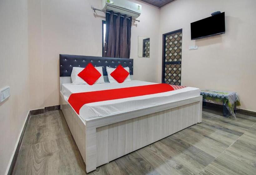 فندق Goyal Inn