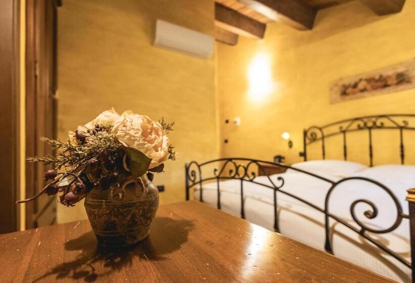 ベッドアンドブレックファースト La Locanda Dell Ambra