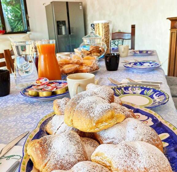 تختخواب و صبحانه Relais Galatea