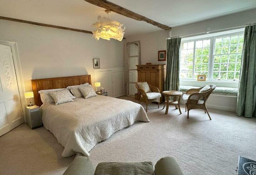 Bed and Breakfast The Priory