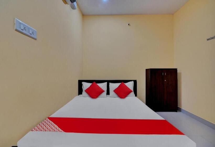 בית מלון כפרי Oyo Flagship Arun Residency