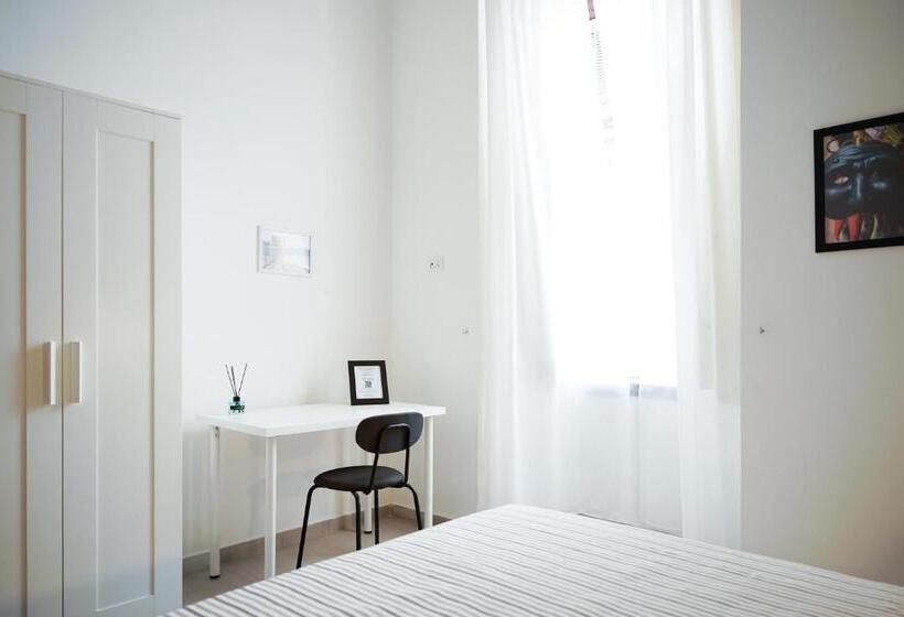 פנסיון From Home To Vesuvius Rooms