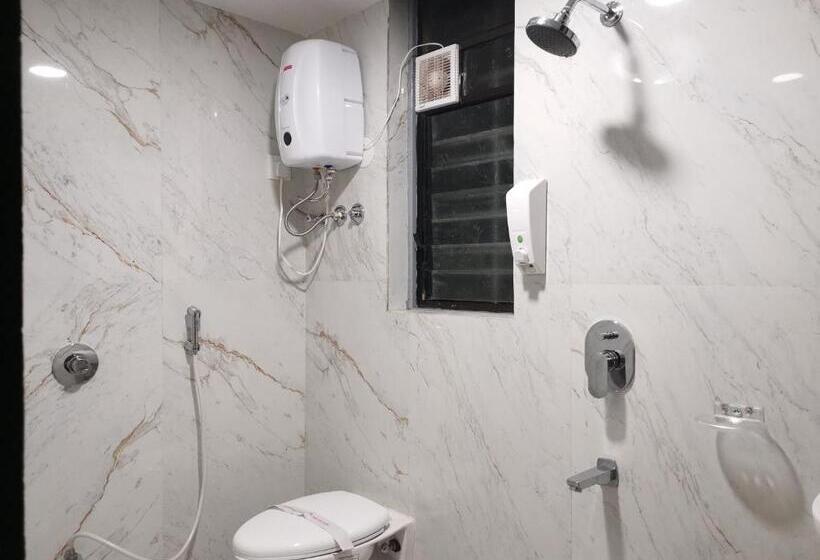 Отель Darshan Grand