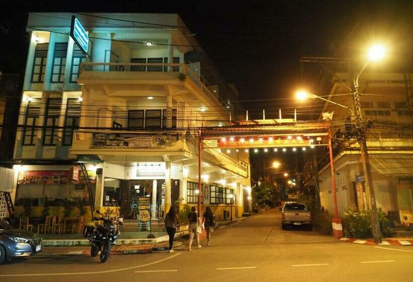 Thunyaporn Hostel