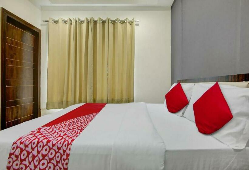 Отель Oyo Flagship Inder Guest House