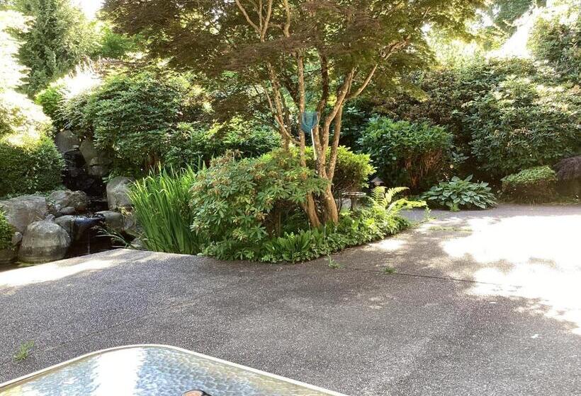 بنسيون Garden View 2 Bedroom Suite C And D