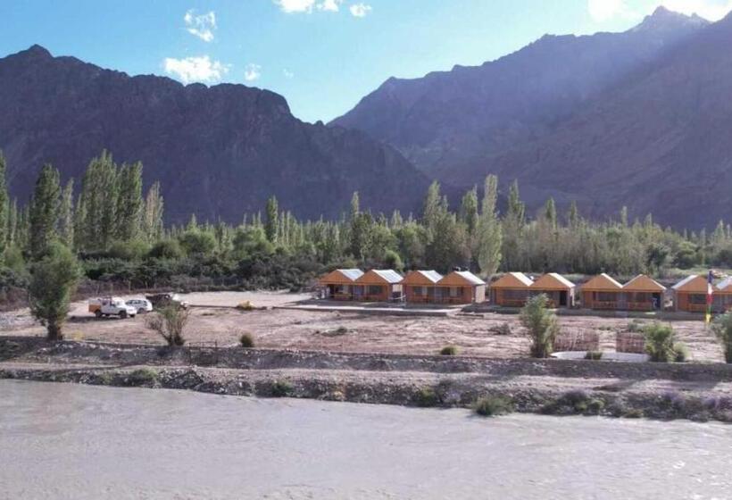 The Riverside Resort Hunder