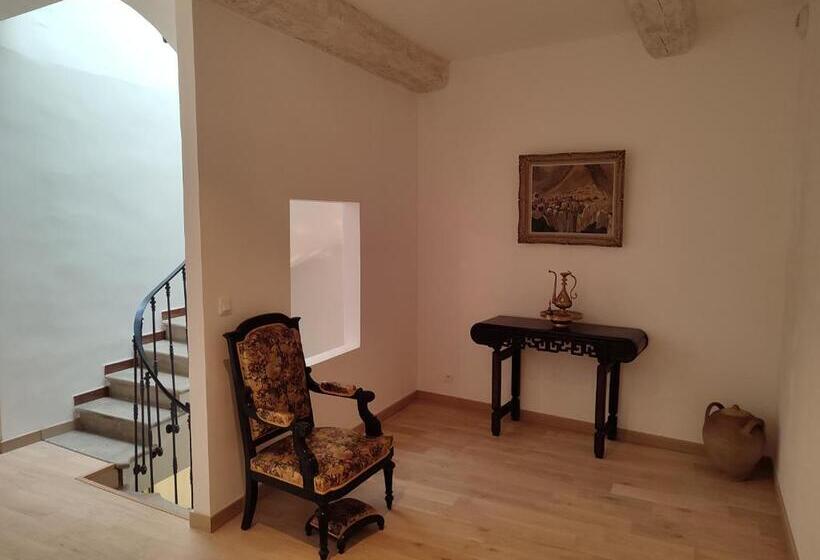 تختخواب و صبحانه Le Clos Du Grenadier, Maison D Hôtes