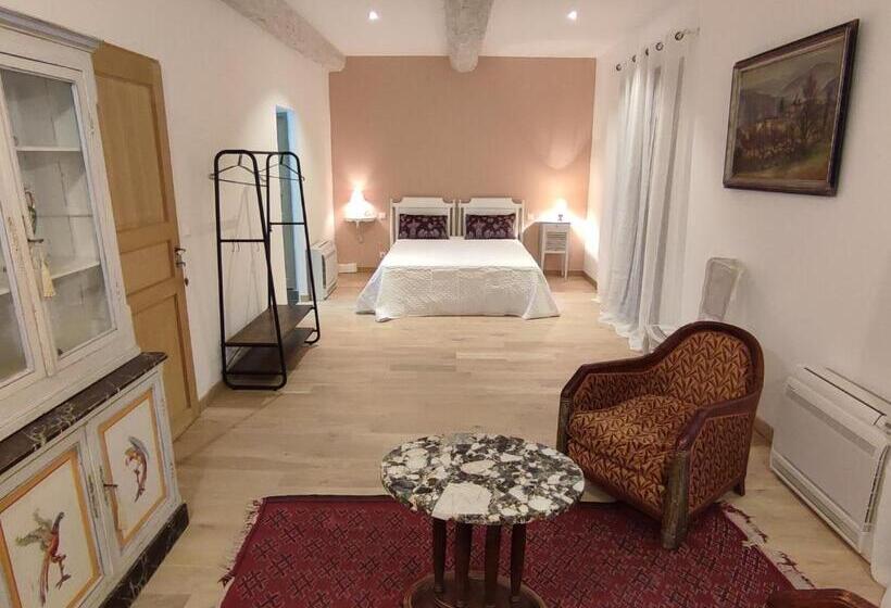 تختخواب و صبحانه Le Clos Du Grenadier, Maison D Hôtes