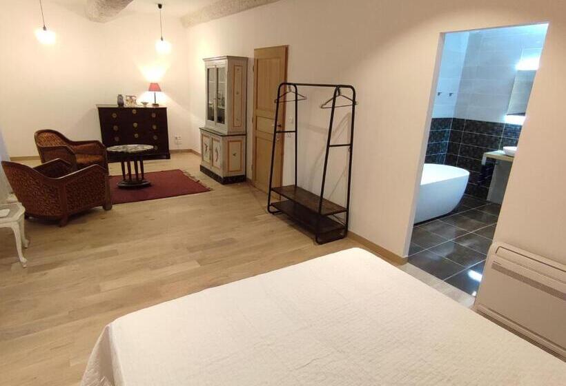 تختخواب و صبحانه Le Clos Du Grenadier, Maison D Hôtes
