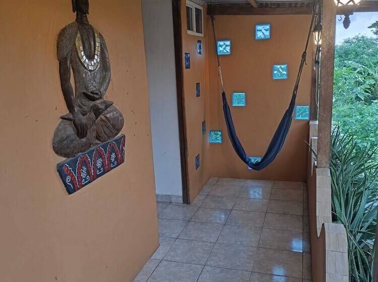 پانسیون Casa Shangri La