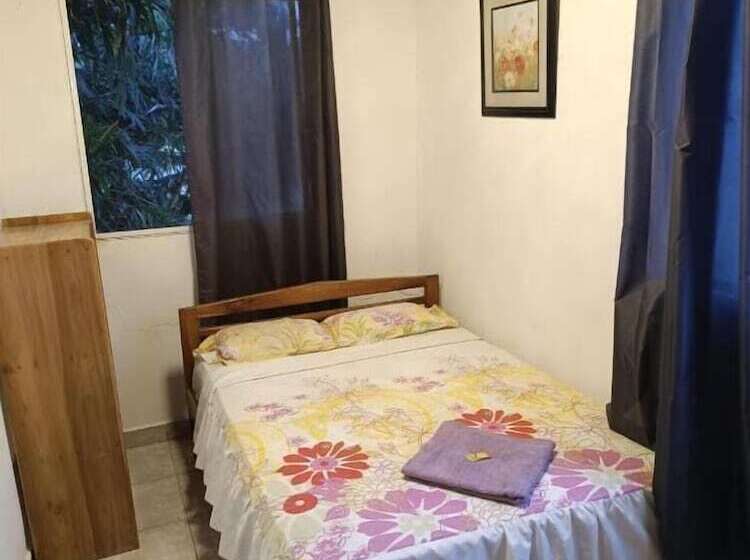 پانسیون Casa Shangri La