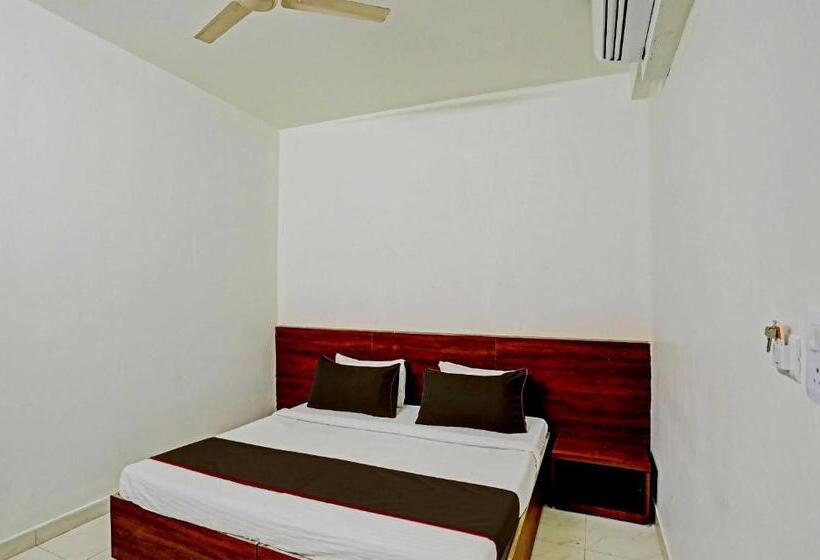 Collection O Hotel Aditya Inn