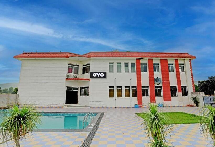 فندق Oyo Flagship Green Vatika Resort