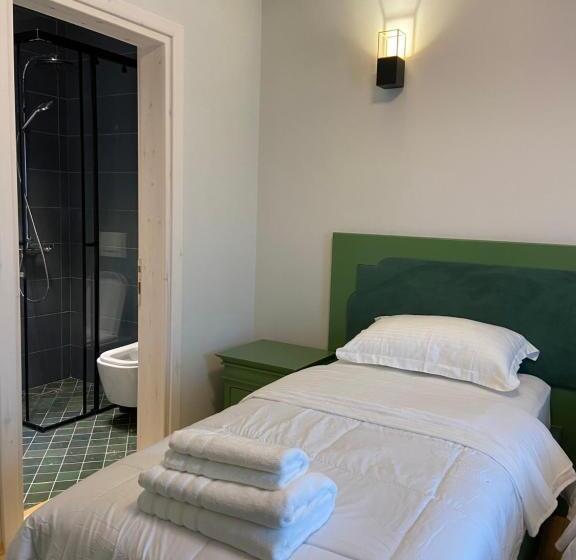 تختخواب و صبحانه “sarajet” Bed&breakfast