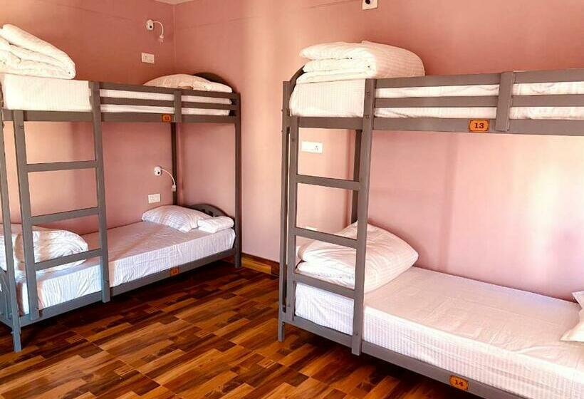 Milam Hostel