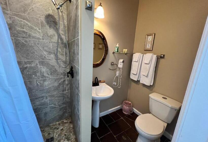 مبيت وإفطار Kelly S Landing