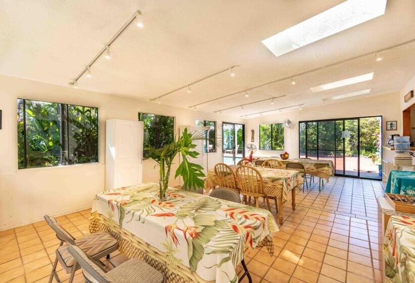 فندق Plumeria Room On A Lush Farm On Maui S North Shore