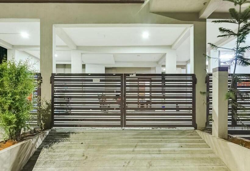 בית מלון כפרי O A K Residency