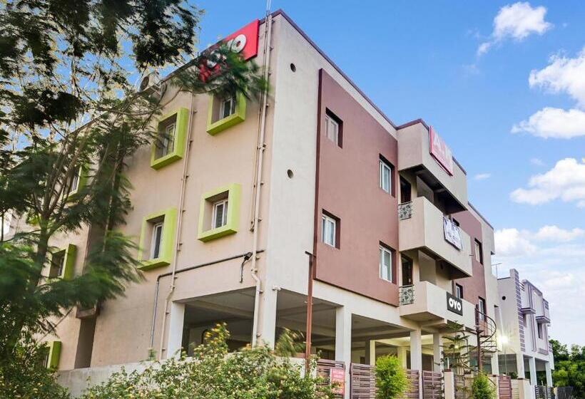 בית מלון כפרי O A K Residency