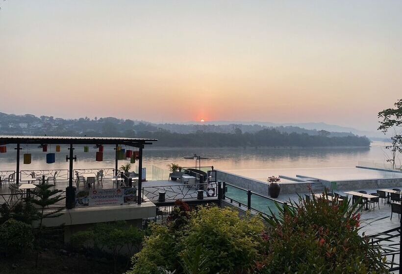 Chiangkhong Teak Garden Riverfront Onsen Hotel  Sha Extra Plus