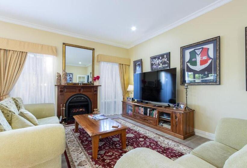 צימר Durham Lodge