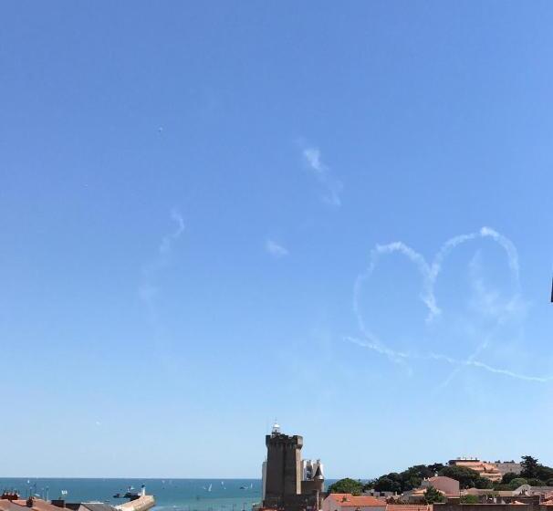 בית מלון כפרי Hôtel De La Tour