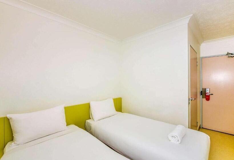 هتل Ibis Budget Brisbane Airport