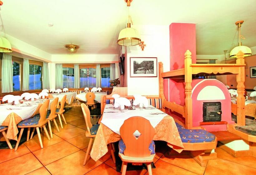 هتل Villetta Maria Cottage