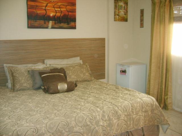 Пансион All Are Welcome Guest House