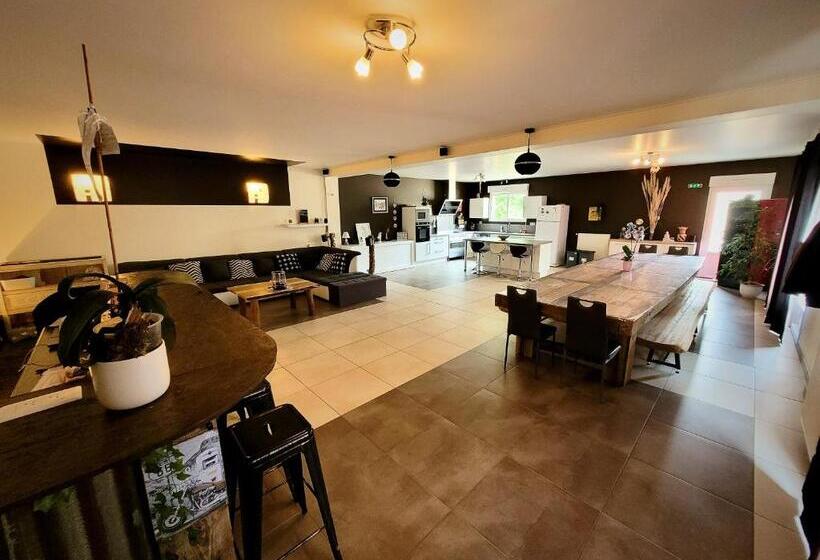 مبيت وإفطار Au Vendangeoir Chambres D Hôtes