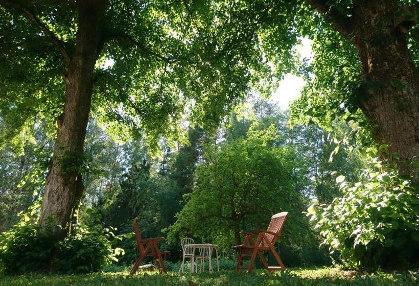 צימר Skogstorp Hvilohem