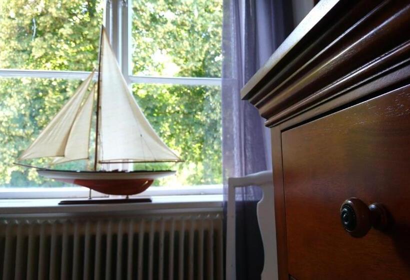 צימר Skogstorp Hvilohem